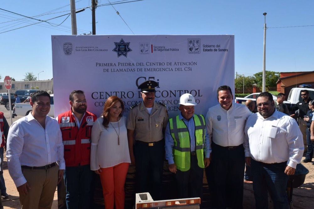 Atestigua García Morales colocación de primera piedra del C5i en SLRC Atestigua García Morales colocación de primera piedra del C5i en SLRC