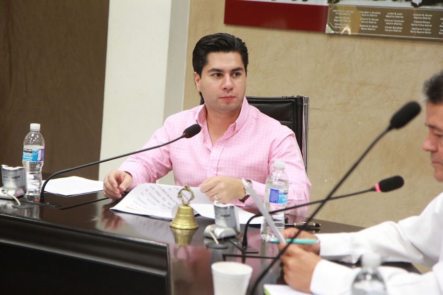 Evitemos trámites burocráticos, ante la pérdida de un familiar: Emeterio Ochoa Evitemos trámites burocráticos, ante la pérdida de un familiar: Emeterio Ochoa