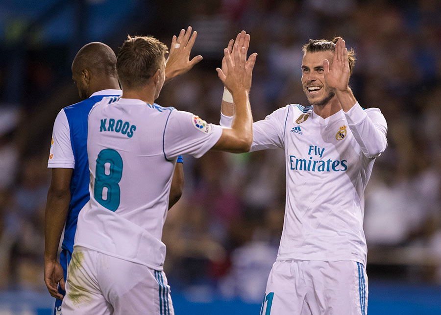 Real Madrid inicia defensa de su título con goleada al Depor