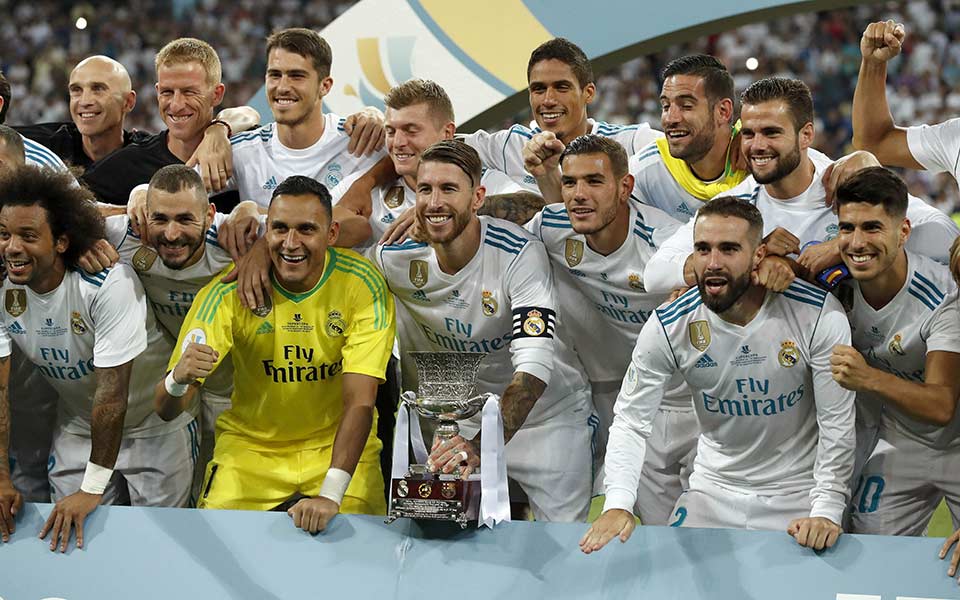 Real Madrid humilla al Barcelona en la Supercopa de España