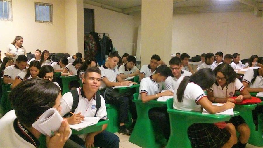 Apoya Ayuntamiento de Hermosillo a la SEC para que alumnos del CETMAR reciban clases Apoya Ayuntamiento de Hermosillo a la SEC para que alumnos del CETMAR reciban clases
