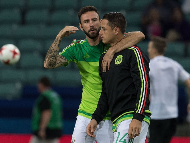 ‘Chicharito’ y Layún impulsan campaña #YoXMexico