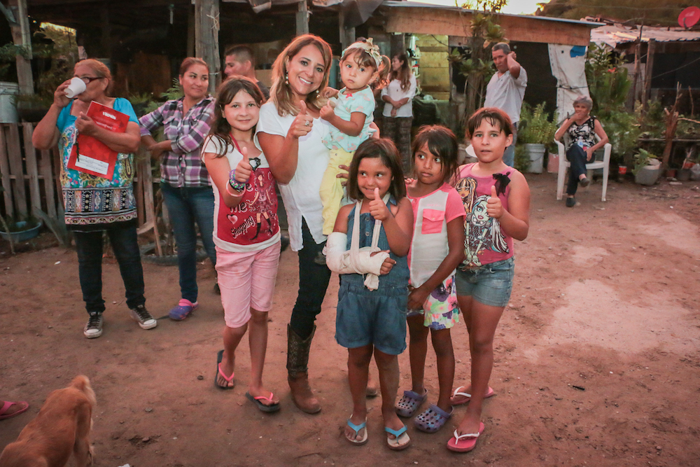 Trasciende iniciativas de Flor Ayala por su valor social