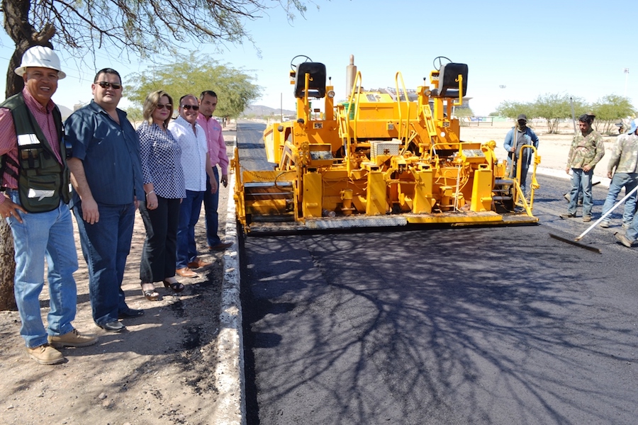 Supervisa avance de obras alcaldesa Karina García Gutiérrez