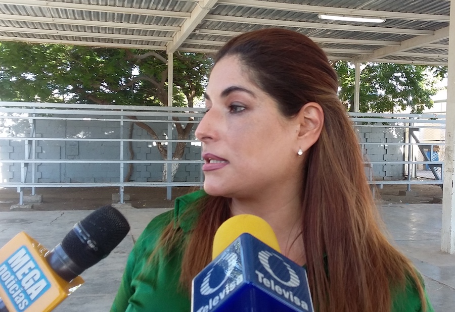 Centros nocturnos deben tramitar permiso de ampliación de horarios para venta de alcohol: Fernández Morales