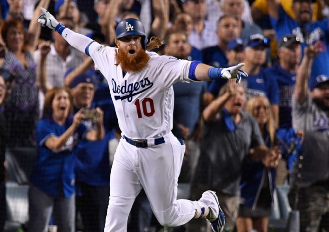 Con jonrón de Turner, Dodgers vence a los Cachorros
