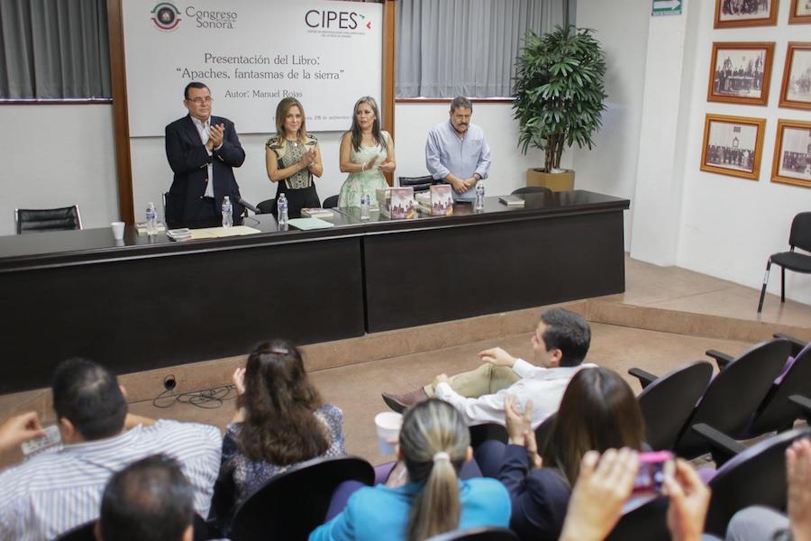 “Apaches, Fantasmas de la Sierra” se presentó en el Congreso del Estado de Sonora