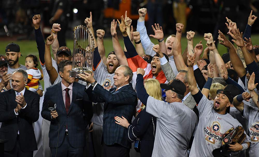 Los Astros de Houston hacen historia, ganan la Serie Mundial
