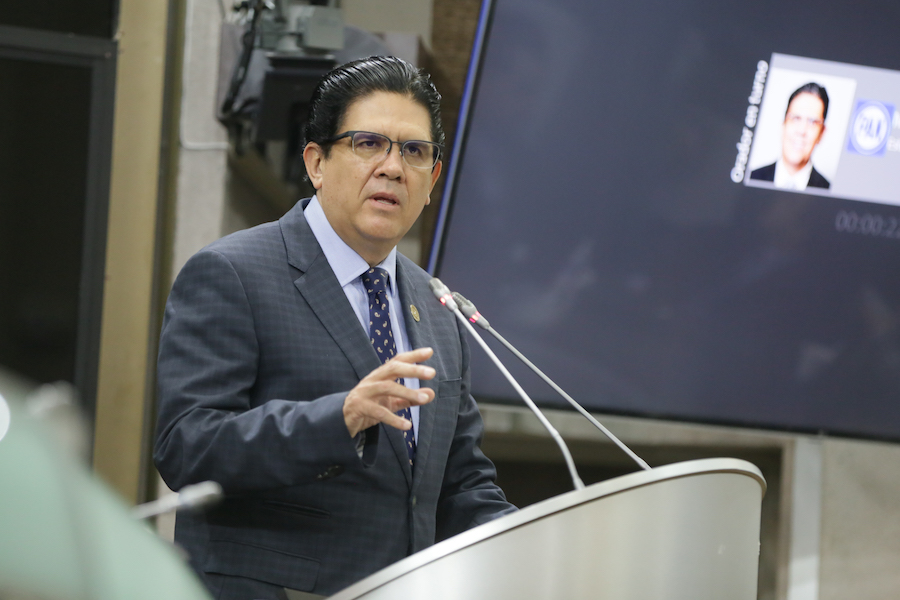 Impulsa Moisés Gómez Reyna leyes útiles para los sonorenses Impulsa Moisés Gómez Reyna leyes útiles para los sonorenses