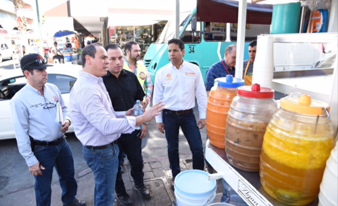 Supervisa Ayuntamiento que comerciantes del centro cumplan con reglamento