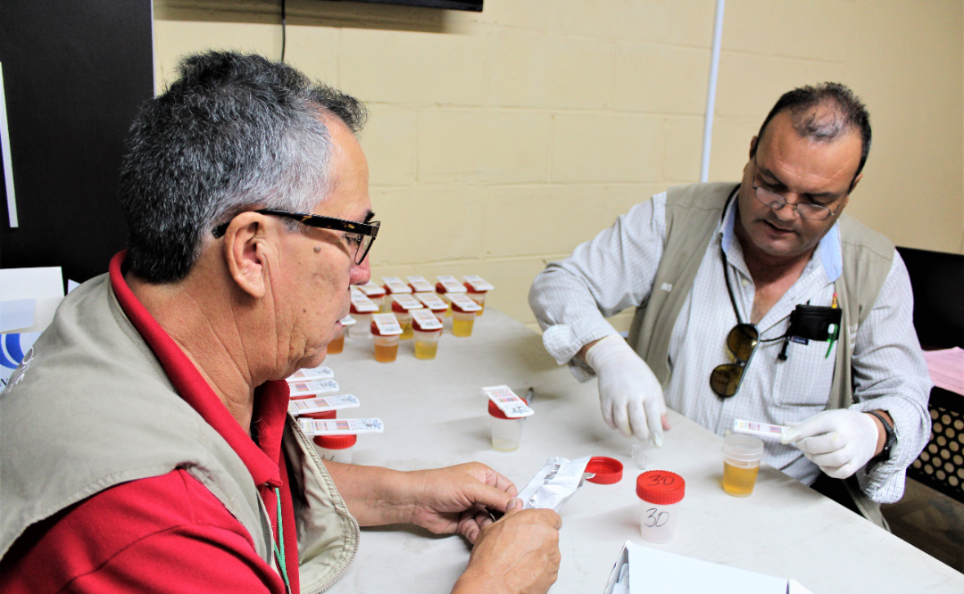 Realizan examen toxicológico a operadores de Transporte Especializado de Personal