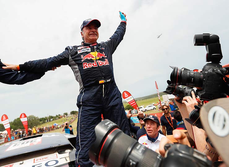 Sainz, el rey del desierto; se corona en el Dakar