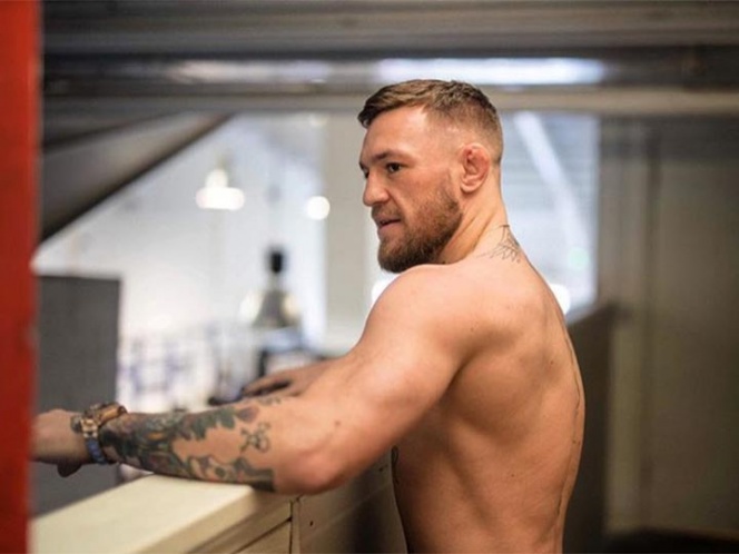 McGregor libra batallas fuera del octágono