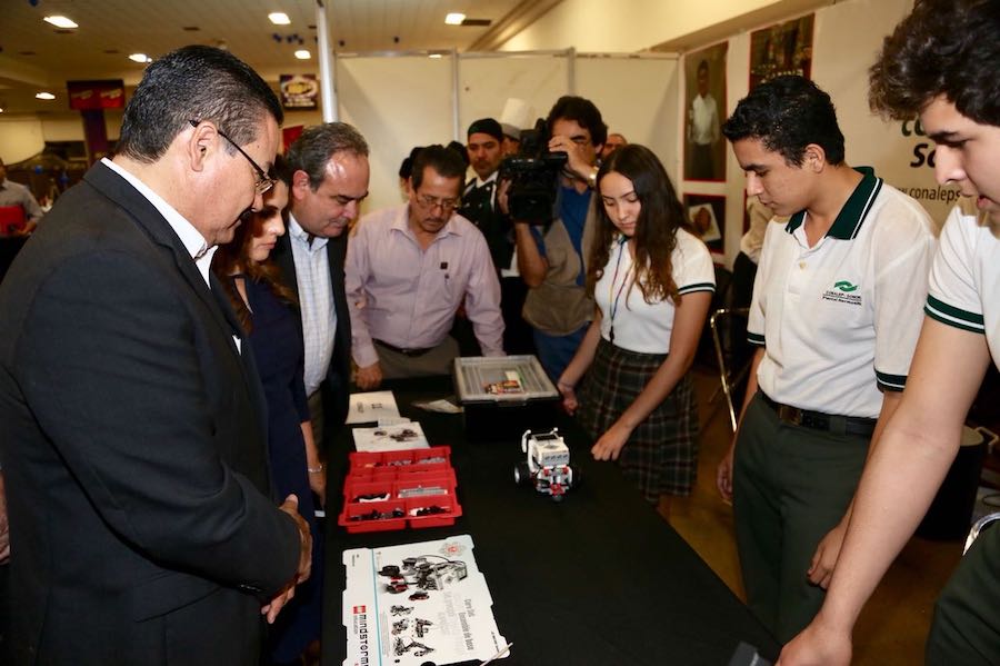 Inaugura José Víctor Guerrero “Expo Educativa Familiar 2018” Inaugura José Víctor Guerrero “Expo Educativa Familiar 2018”