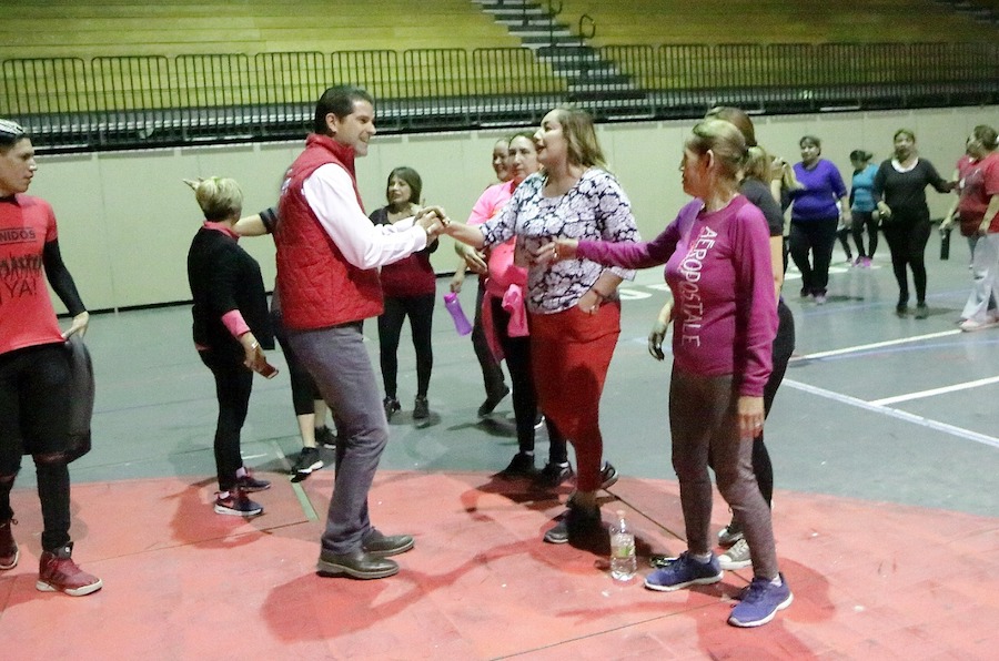 La práctica de la Zumba, como forma de recuperar espacios públicos, llegó para quedarse: Pano Salido