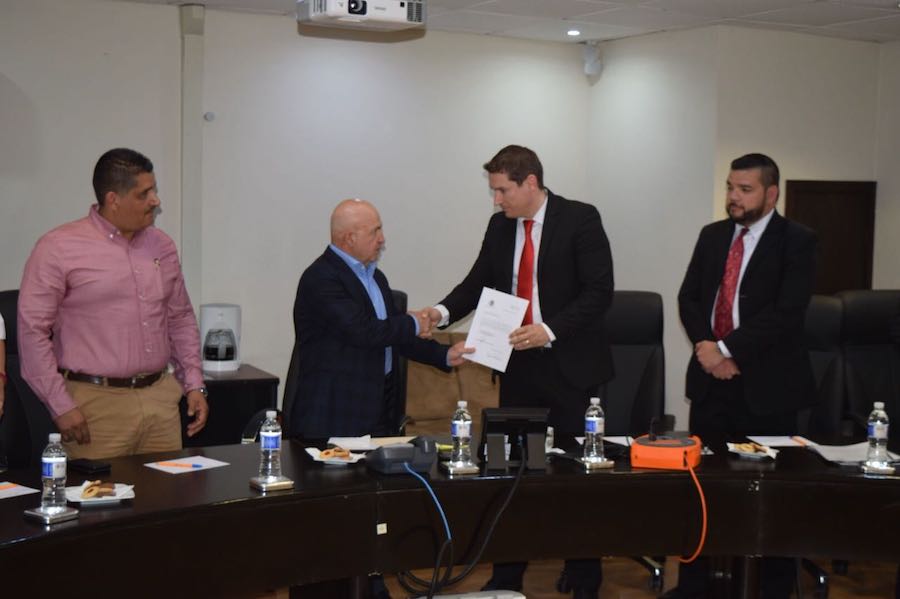 Rinde protesta Ramón Tadeo Gradías Enríquez como titular del SIEP