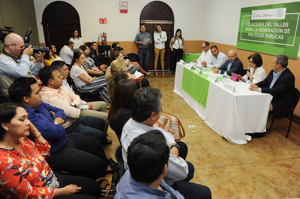 Trabajan servidores públicos en políticas públicas en seguridad