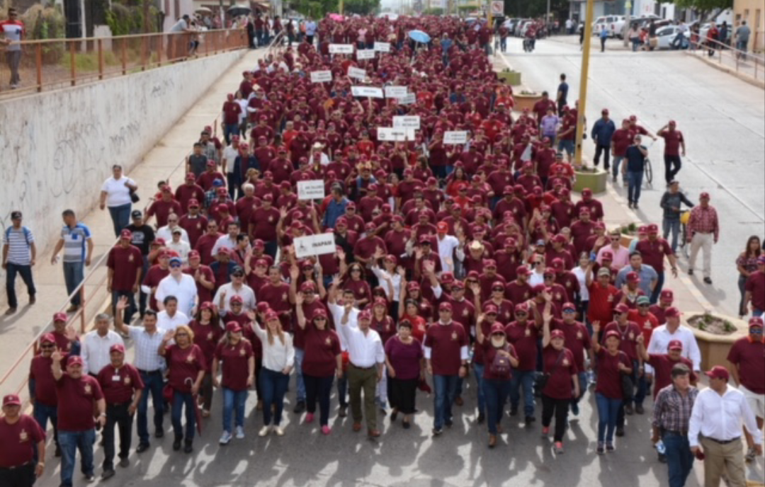 Encabeza Alcalde Faustino Félix Chávez desfile por el Día del Trabajo