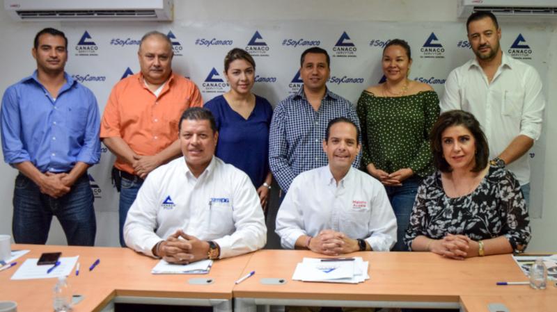 Ofrece Maloro Acosta gestión para eliminar trámites a empresas establecidas Ofrece Maloro Acosta gestión para eliminar trámites a empresas establecidas
