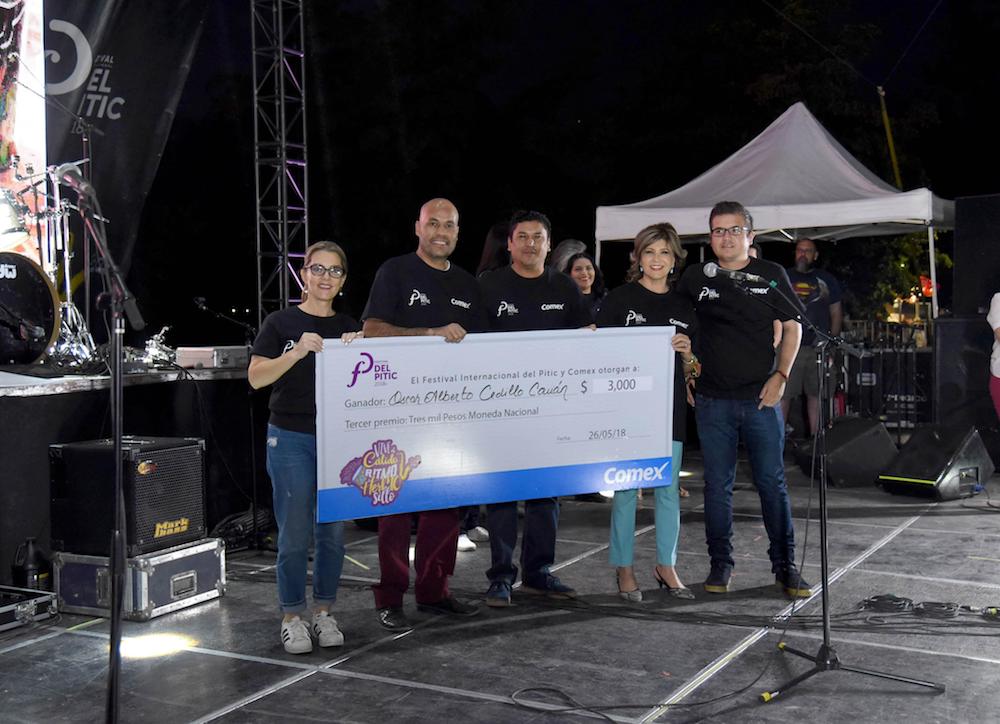 Premian a ganadores de arte urbano en tambos