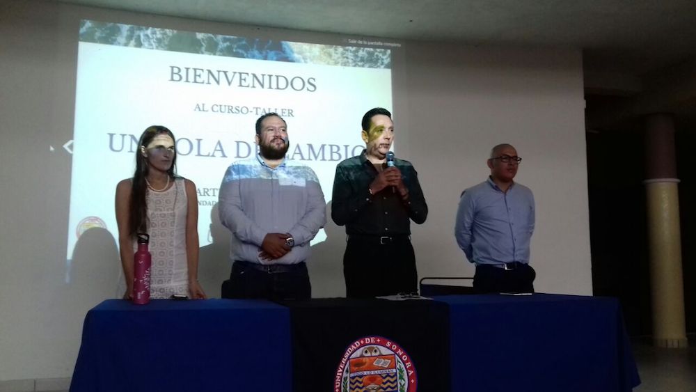 Imparten PROAES y UNISON taller sobre cuidado del medio ambiente