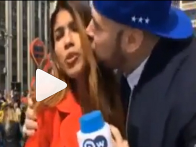 Acosan a reportera colombiana en Mundial de Rusia