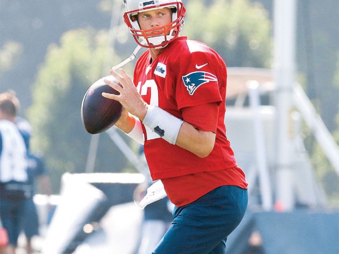 Tom Brady se enoja y abandona conferencia