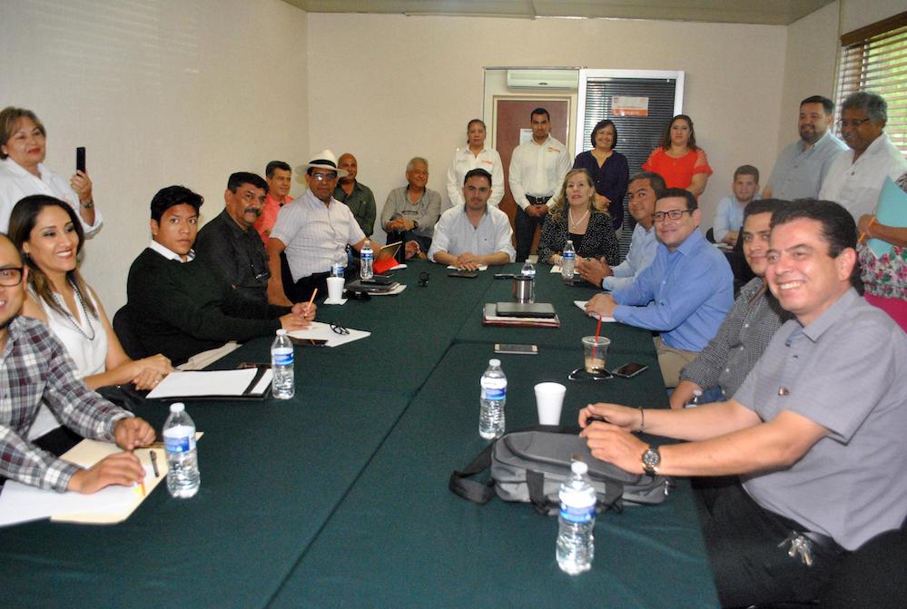 Reciben Contraloría Municipal y CMOP a Comisión Mixta de Entrega Recepción