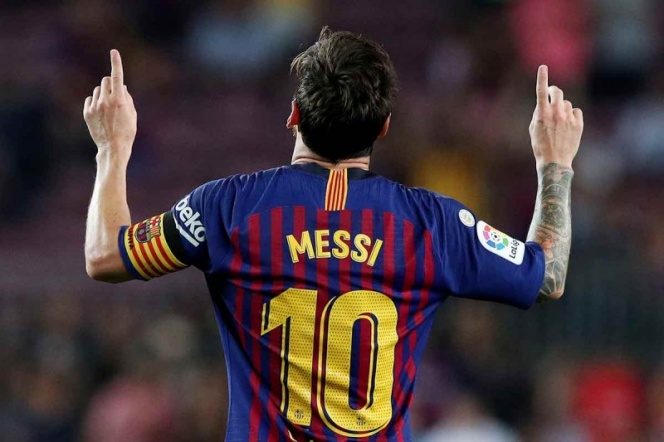 Brillo de Messi alumbra debut del Barça