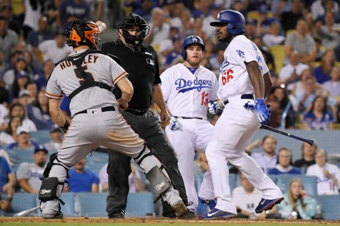 Yasiel Puig es suspendido y multado por iniciar riña