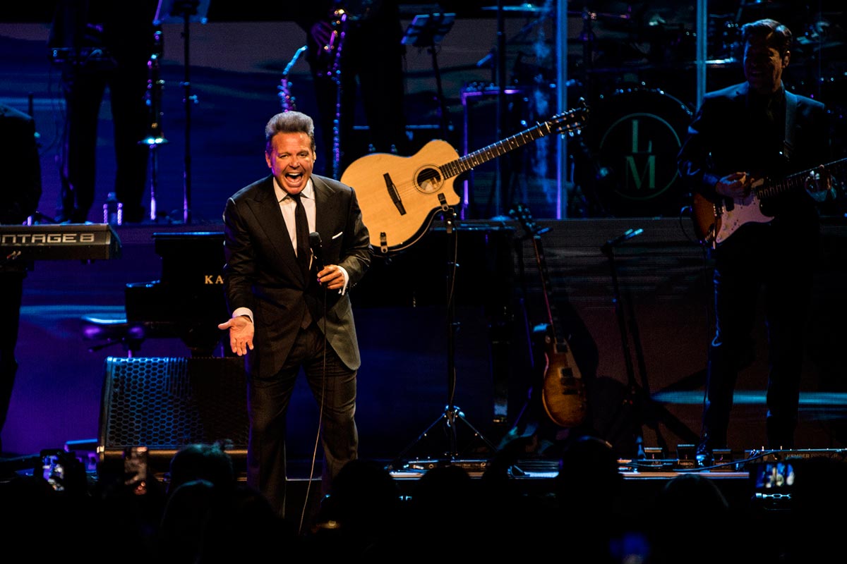 Luis Miguel conquista Las Vegas pese a fallas de sonido Luis Miguel conquista Las Vegas pese a fallas de sonido