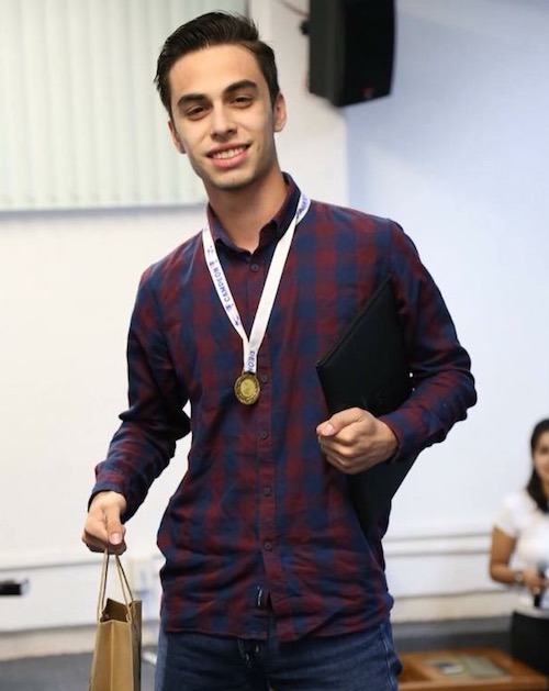 Gana alumno de Cobach oro en Olimpiada Latinoamericana de Astronomía y Astronáutica