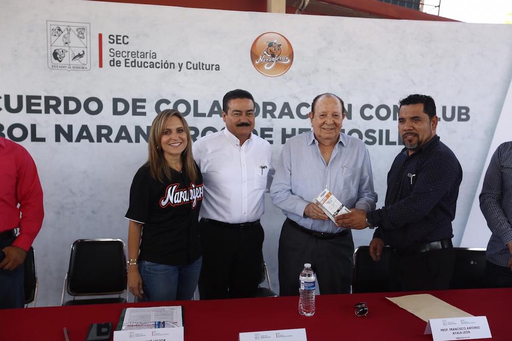 Promueven SEC y Naranjeros de Hermosillo deporte en estudiantes