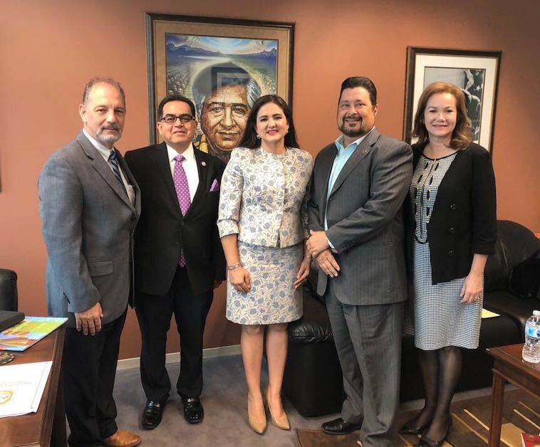 Gestiona alcaldesa Celida López inversiones, recursos y apoyos en la ciudad hermana de Phoenix