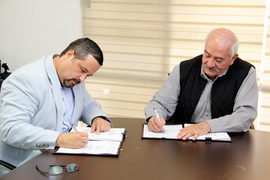 Firman UES y Sutues Contrato Colectivo de Trabajo