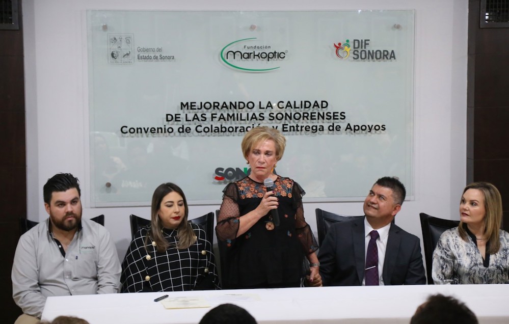 Entregan DIF Sonora y Fundación Markoptic colchones vibradores