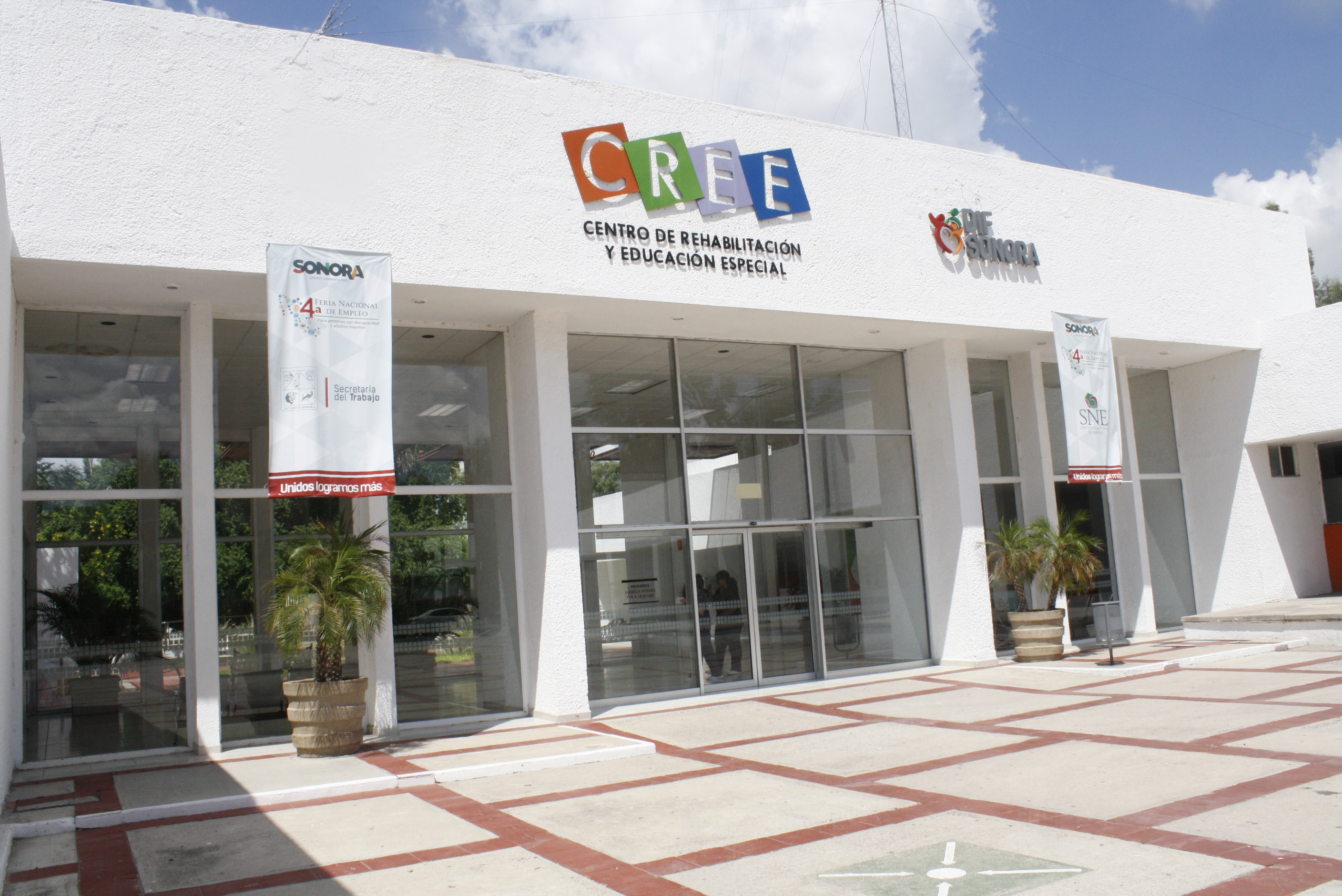 Suspenderá CREE servicios en periodo vacacional﻿