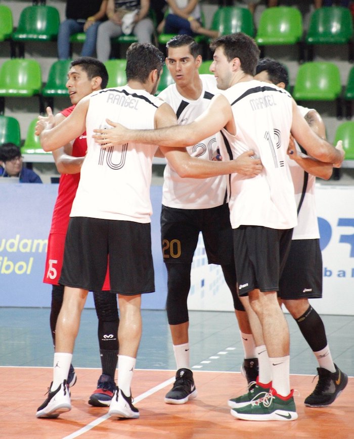 Atletas sonorenses destacan en competencias internacionales