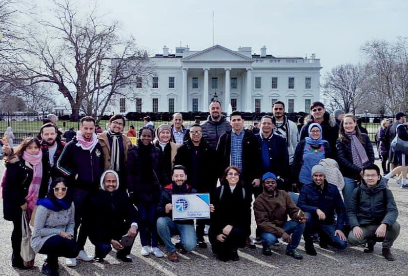 Participan docentes de Cobach en programas de liderazgo internacional