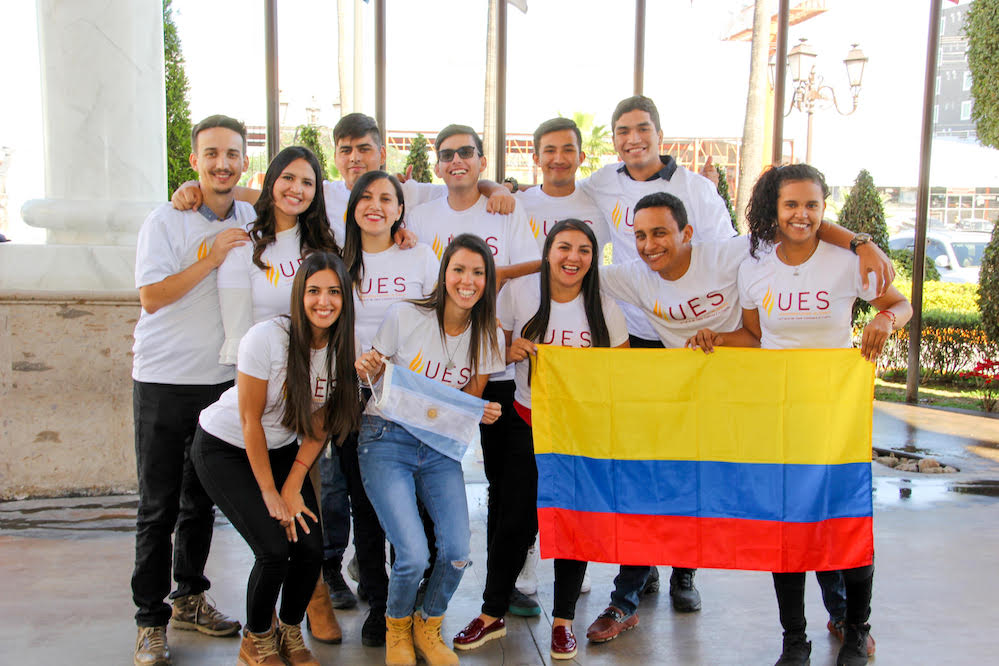 Reconocen estudiantes extranjeros calidad educativa de la UES