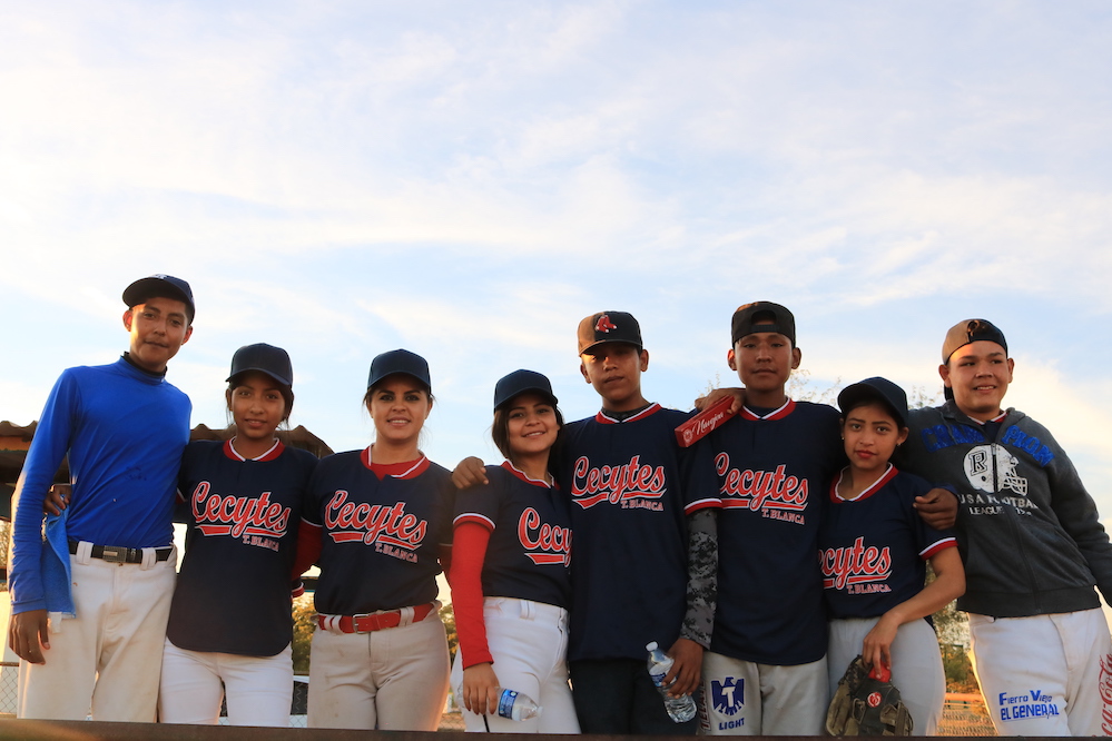 Participan más de 2 mil alumnos en Encuentro Deportivo InterCecyte