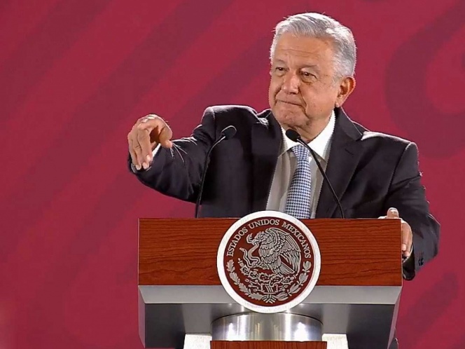 Los maestros no son corruptos: afirma López Obrador