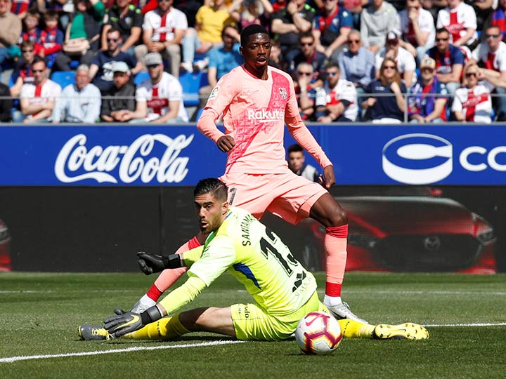 Barcelona se conforma con un empate ante Huesca