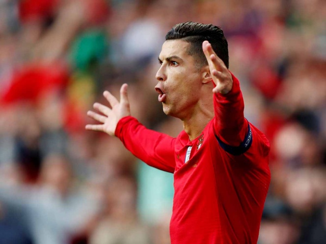Cristiano Ronaldo cumple el sueño de un niño