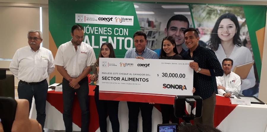 Entrega Secretaría de Economía premios a Jóvenes con Talento Cajeme 2019