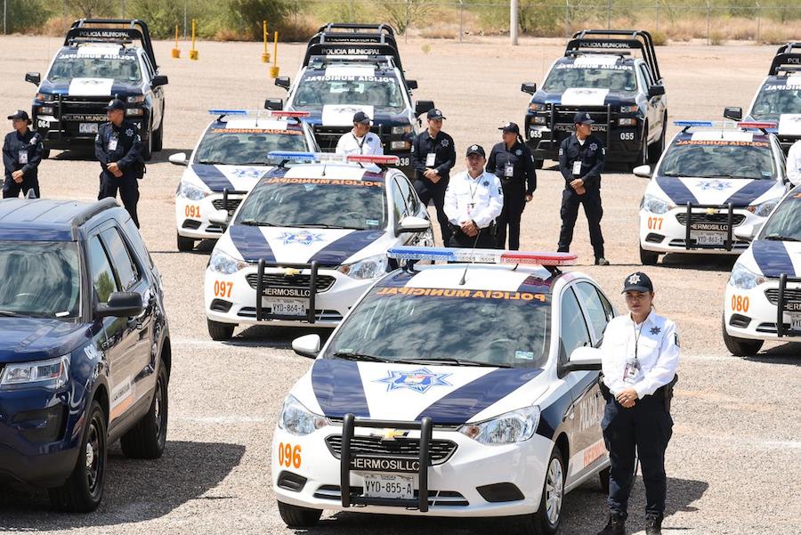 Entregó Celida López nuevas patrullas para Hermosillo