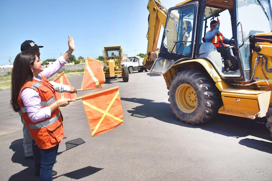 Arrancan programa emergente de bacheo