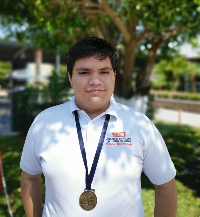 Conquista alumno del Cobach Bronce en Iberoamericana de Química
