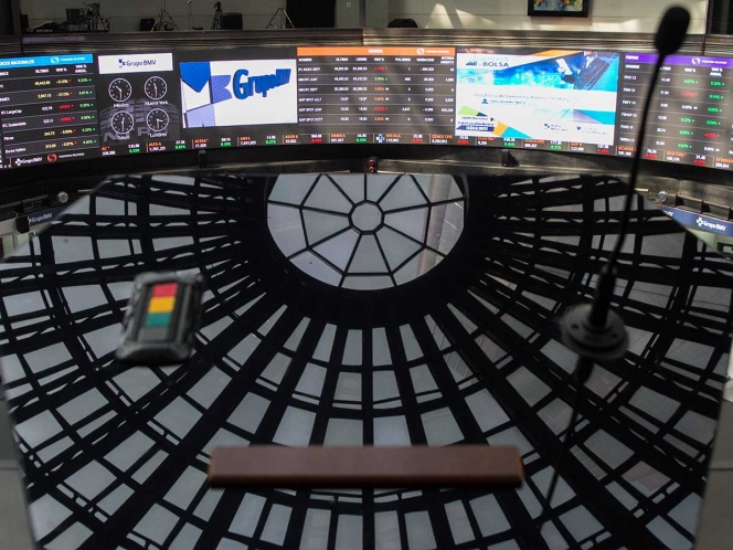 Abre la BMV a la baja ante temor por recesión en EU