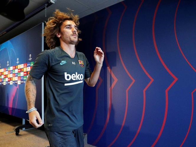 Casi no hay diálogo entre Griezmann y Messi